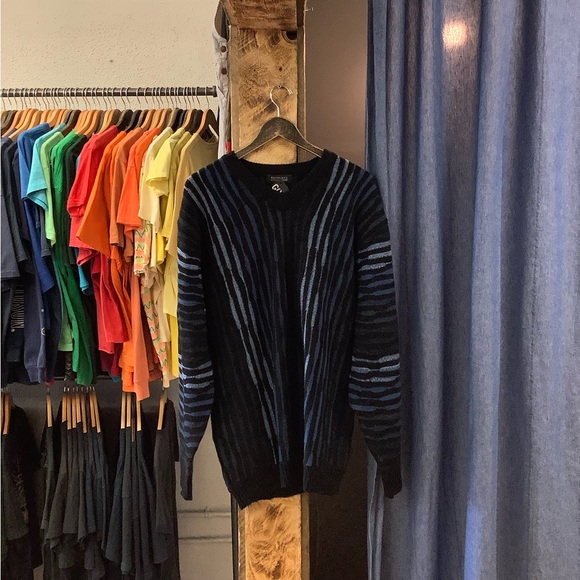 Vintage Other - Vintage Men's Black and Blue Knit V-Neck Sweater